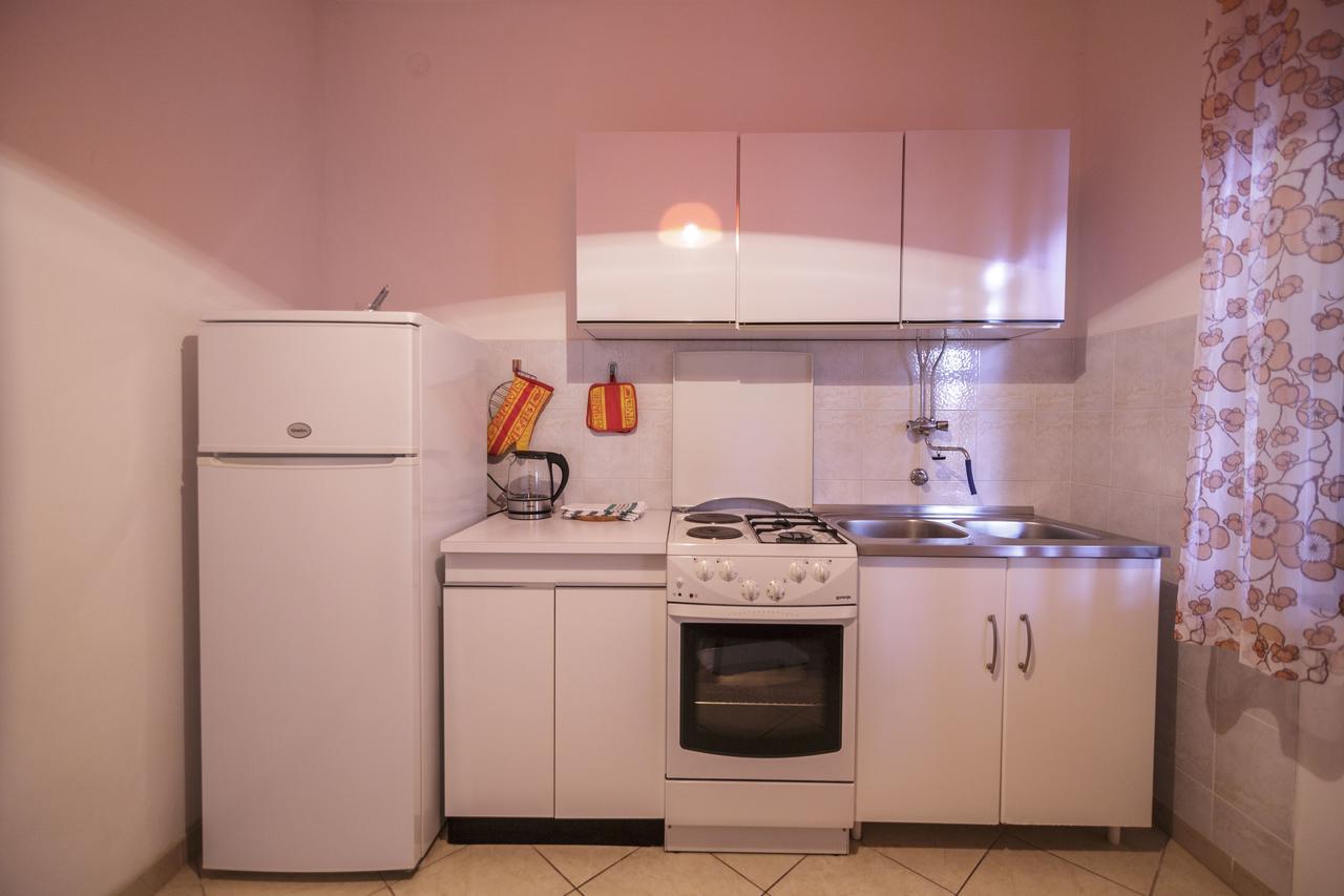 Apartmani Jordana Komiža Extérieur photo